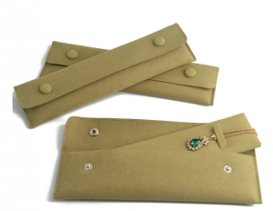 Necklace Pouch with Insert