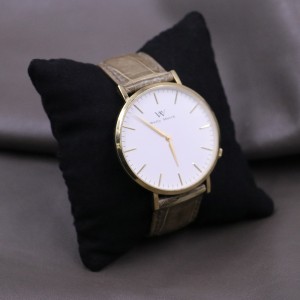 Suede Bracelet/Watch Pillow Jewelry Displays