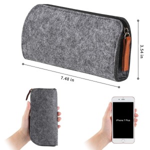 Felt cosmetic case