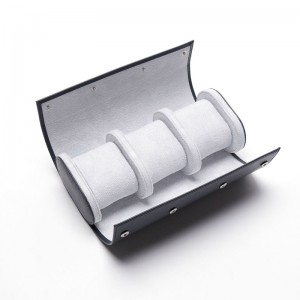 3 Watch Case in Leather