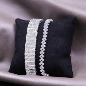 Suede Bracelet/Watch Pillow Jewelry Displays